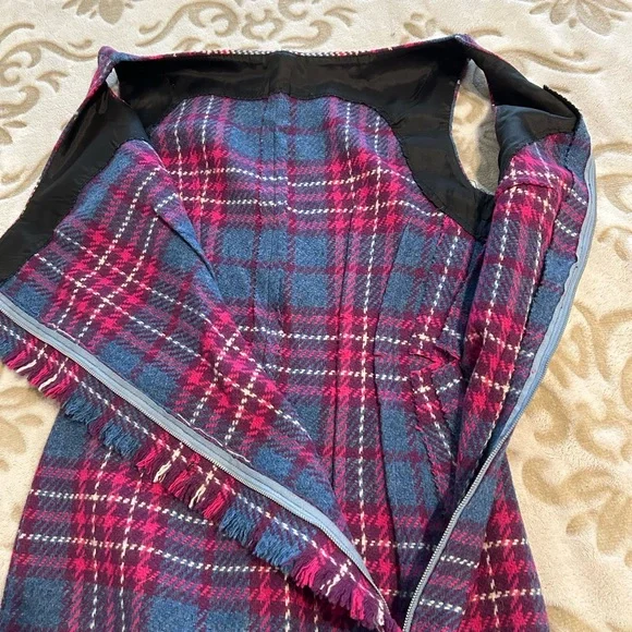 Vintage 60’s plaid wool sleeveless dress, small - Picture 6 of 13